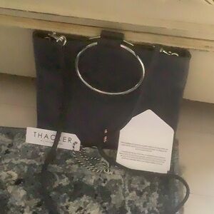 NWT Thacker Le Pouch, Navy Leather